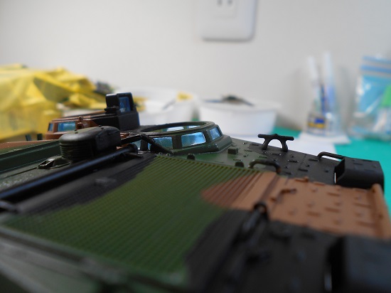 （30）1/35 陸上自衛隊水陸両用車 AAV7A1を作ります。パーツの組み立て。
