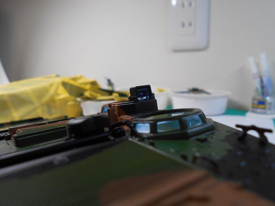 （30）1/35 陸上自衛隊水陸両用車 AAV7A1を作ります。パーツの組み立て。