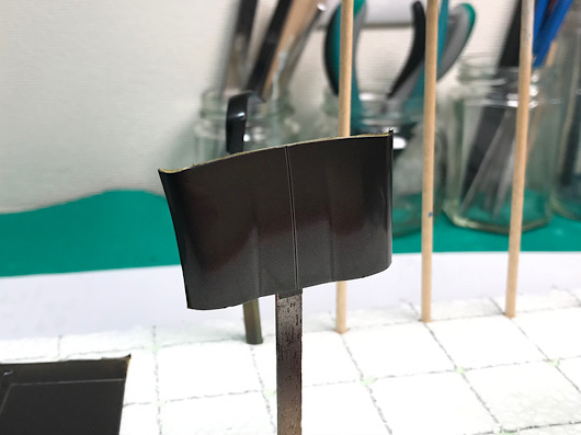 （17）「1/24 ポルシェ カレラ GT」を作ります。ボディの塗装をします。