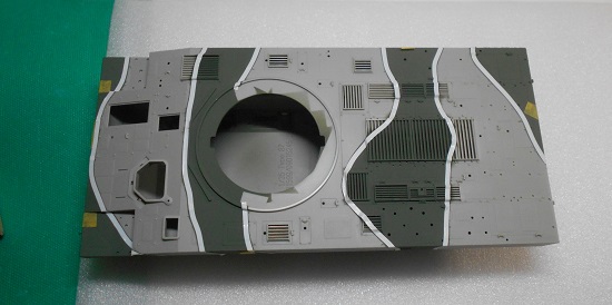 「1/35 陸上自衛隊87式自走高射機関砲 高射教導隊」を作ります。マスキングから塗装まで