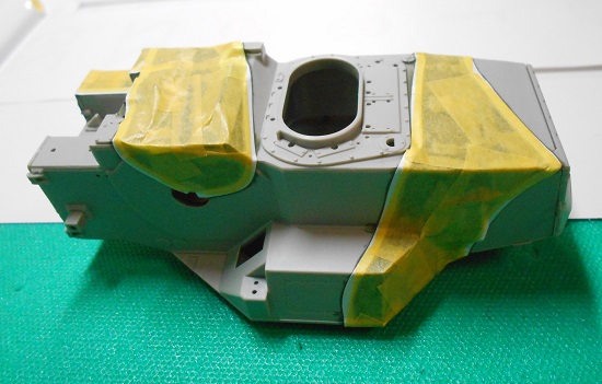 「1/35 陸上自衛隊87式自走高射機関砲 高射教導隊」を作ります。マスキングから塗装まで