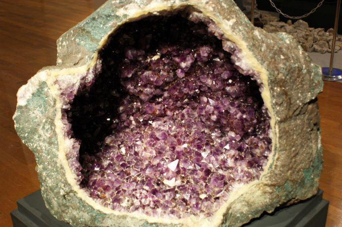 画像を等倍で表示します 紫水晶