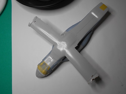 （2）「1/72 オスプレイ ‘‘ 陸上自衛隊 初号機 ”」を作ります。エンジンと機体のマスキングと塗装。　