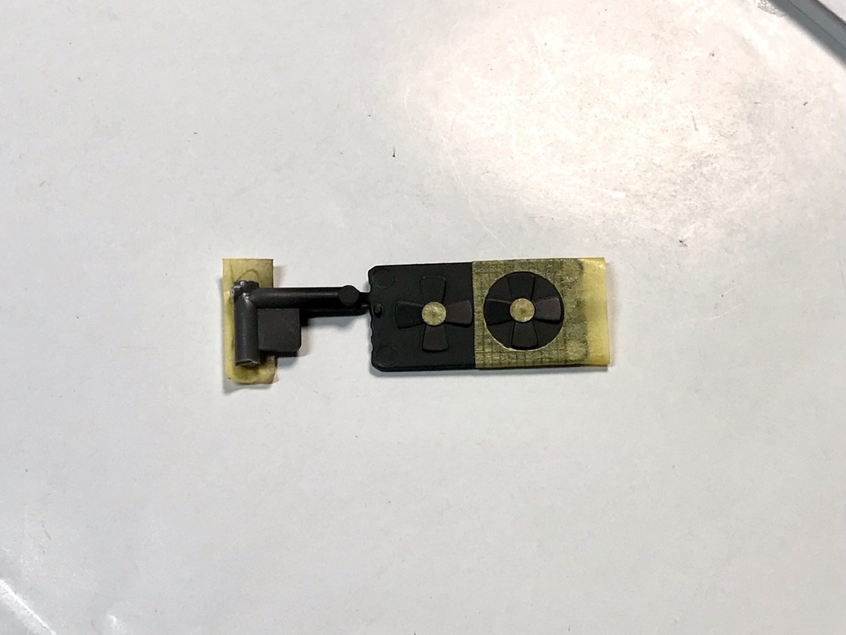 (11)「1/24 トヨタ MR2」を作ります。エンジンパーツのマスキングと塗装です。 (11)「1/24 トヨタ MR2」を作ります。エンジンパーツのマスキングと塗装です。