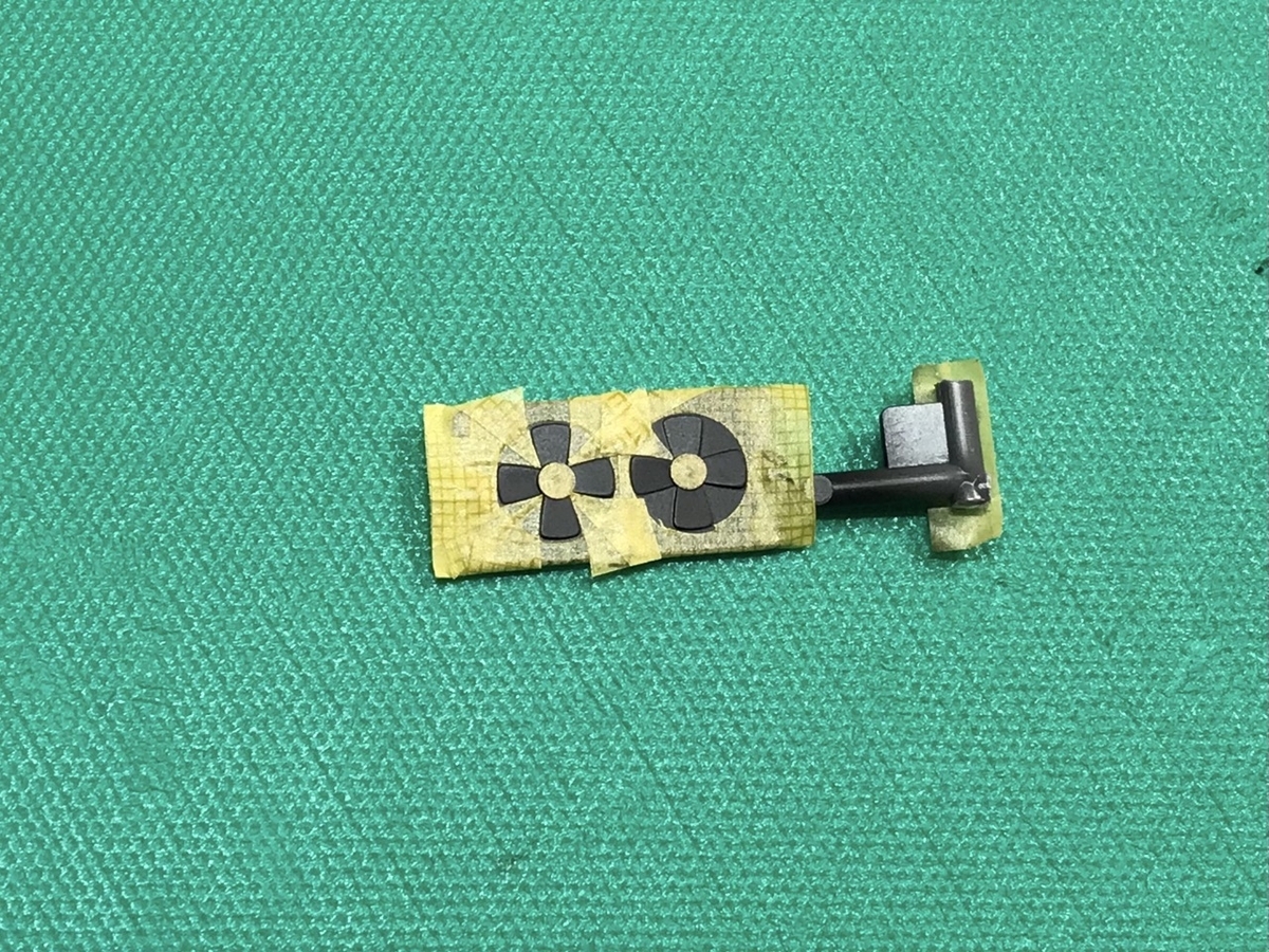 (11)「1/24 トヨタ MR2」を作ります。エンジンパーツのマスキングと塗装です。 (11)「1/24 トヨタ MR2」を作ります。エンジンパーツのマスキングと塗装です。