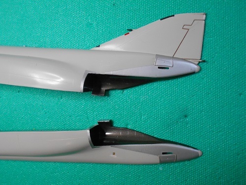 「1/72 F-4EJ ファントムⅡ」を作ります。塗装したパーツを組み立てます。