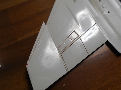 「1/72 F-4EJ ファントムⅡ」を作ります。塗装したパーツを組み立てます。