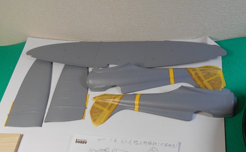 「1/32 九六式艦上戦闘機　三菱 A5M2b 日華事変」を作ります。塗装したパーツです。