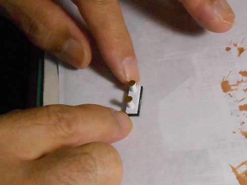 今井科学社製の帆船模型「1/80 日本丸」を作ります。ウエルデッキの上の部品の塗装。