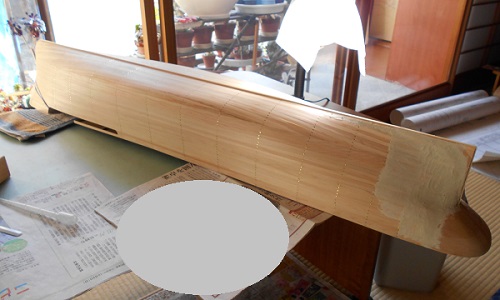 今井科学社製の帆船模型「1/80 日本丸」を作ります。表面の加工とキール