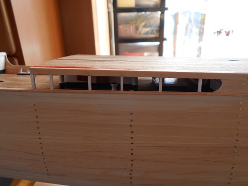 今井科学社製の帆船模型「1/80 日本丸」を作ります。ビルジキール・船体のパーツの取り付け。