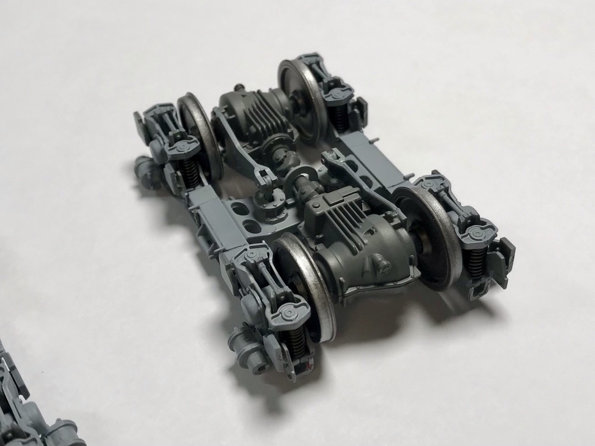 「1/45 ディーゼル機関車 DD51 貨物A更新機」を作ります。両端台車の組み立ては続きます。 「1/45 ディーゼル機関車 DD51 貨物A更新機」を作ります。両端台車の組み立ては続きます。