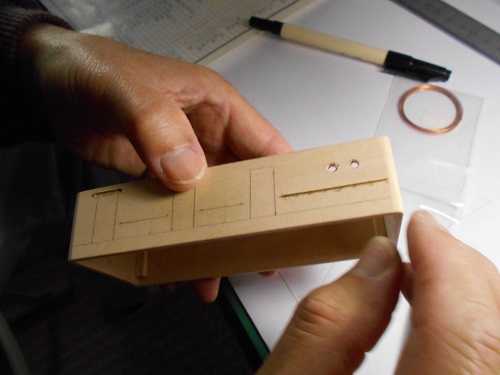 今井科学社製の帆船模型「1/80 日本丸」を作ります。メインブリッジとアフターブリッジの組み立て。