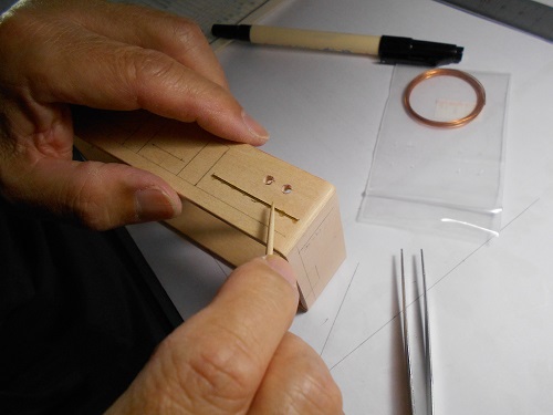 今井科学社製の帆船模型「1/80 日本丸」を作ります。メインブリッジとアフターブリッジの組み立て。