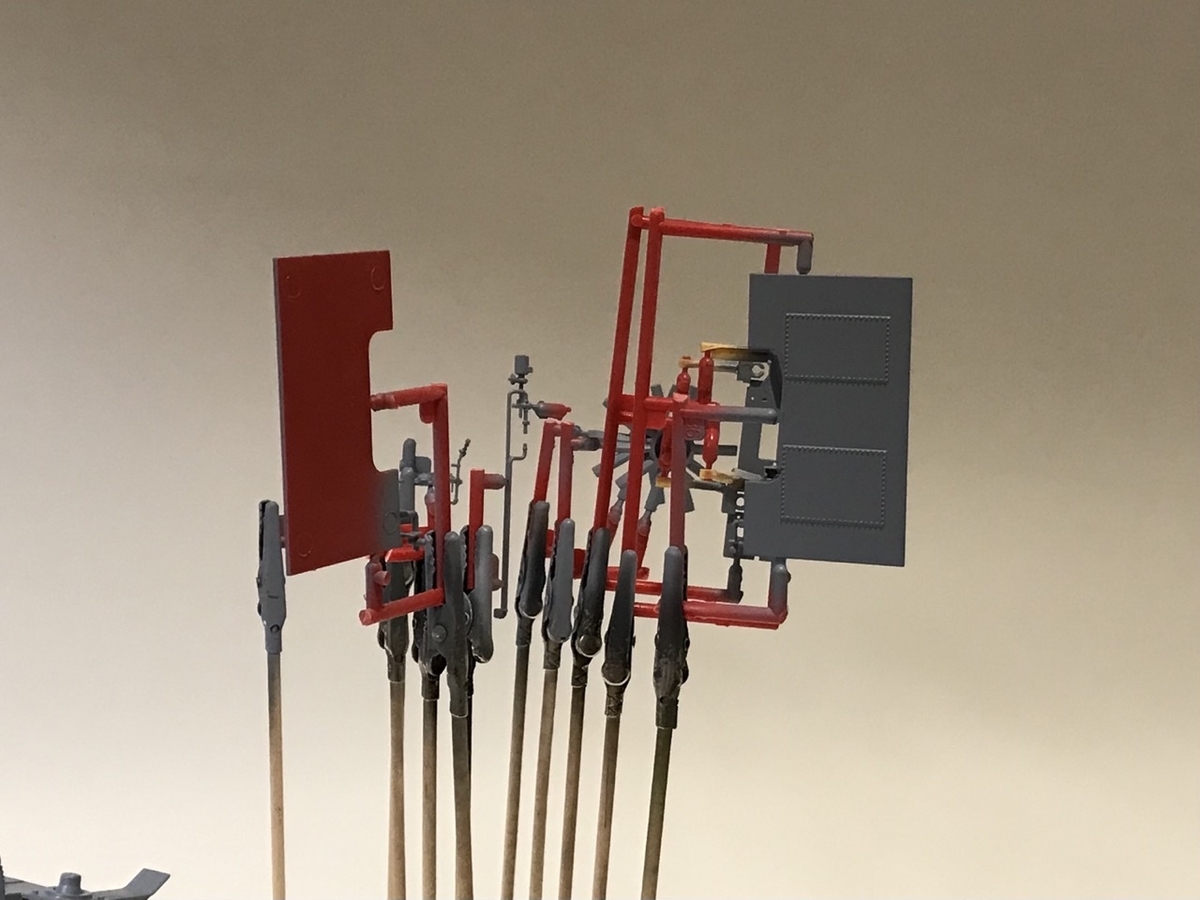 「1/45 ディーゼル機関車 DD51 貨物A更新機」を作ります。運転台・車体のパーツの塗装