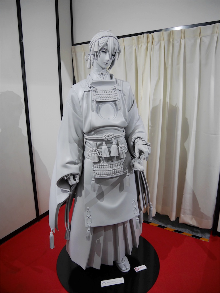 写真 本丸博1 7 1 1スケール三日月宗近 刀剣へ仮託する四方山話