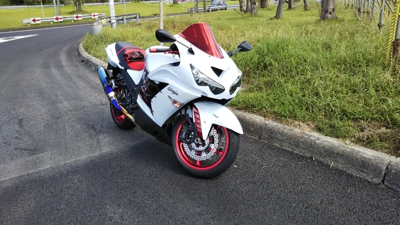 ヘッドライト LEDバルブに交換 - zx900aのGPZ900RとHAYABUSA日記