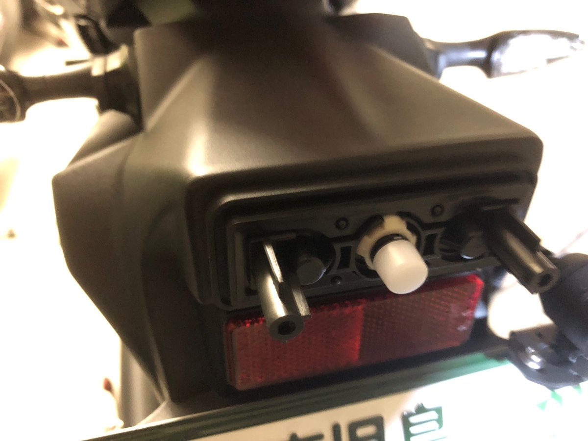 SV650X ポジション球交換。 - zx900aのGPZ900RとHAYABUSA日記